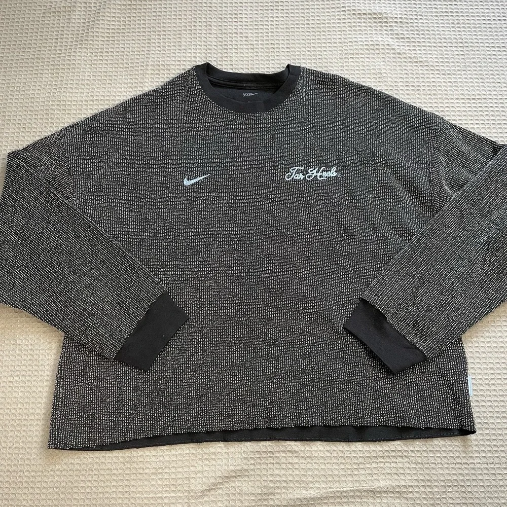 UNC Carolina Tar Heels Nike Yoga Sweatshirt Large Womens Move To Zero Script